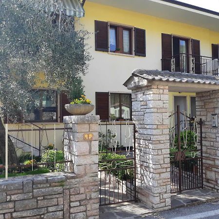 Casa Vacanze Ester Brenzone sul Garda Exteriör bild