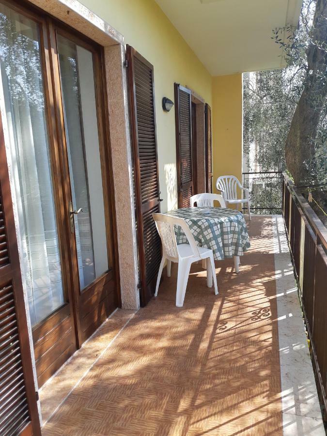 Casa Vacanze Ester Brenzone sul Garda Exteriör bild