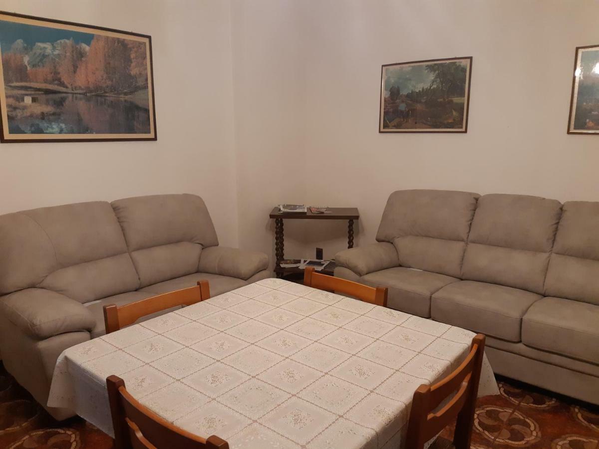 Casa Vacanze Ester Brenzone sul Garda Exteriör bild
